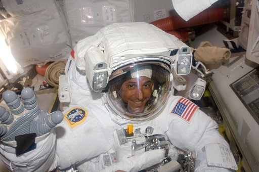 Extravehicular Mobility Unit (EMU) Preparations for STS-119 Extravehicular Activity (EVA) 2