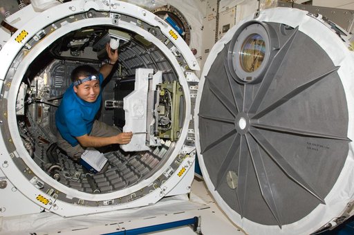 Japanese Experiment Module (JEM) Airlock (JEMAL) Prep