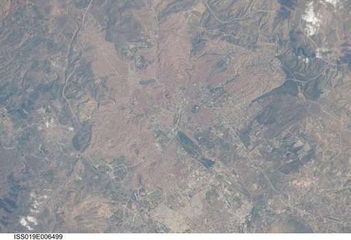 Earth Observations by the Expedition 19 crew