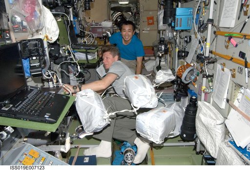 Padalka and Wakata in Service module