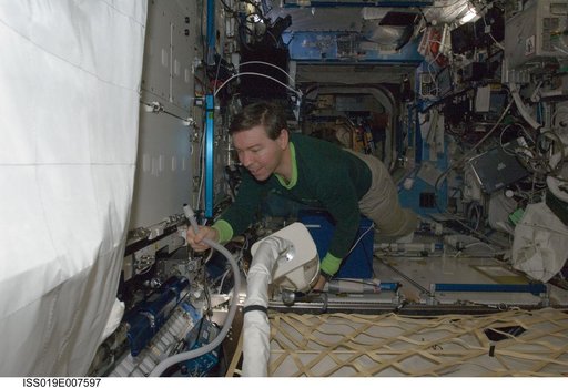Barrett cleaning filters in U.S. Laboratory