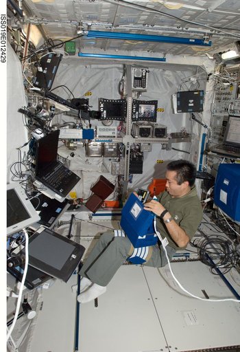 Mental Representation of Spatial Cues During Space Flight (3D-Space) experiment