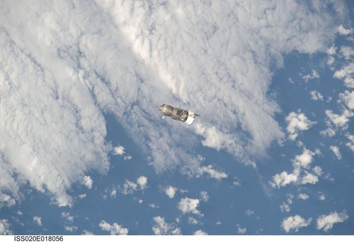 Re-rendezvous and approach of Progress 33P