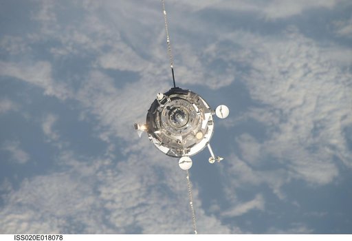 Re-rendezvous and approach of Progress 33P