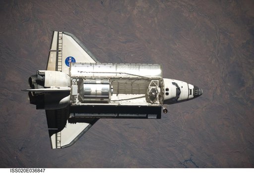 STS-128 approach to ISS