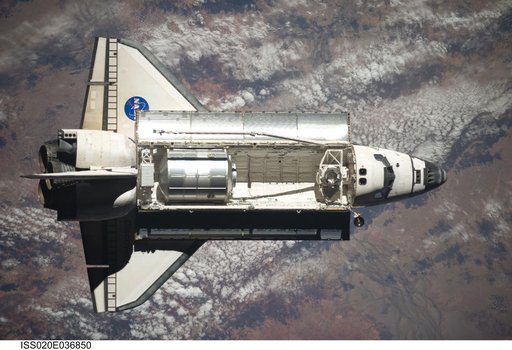STS-128 approach to ISS