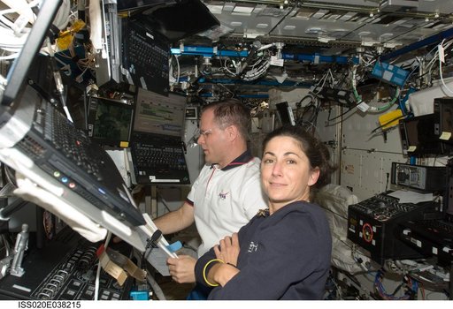 EVA2 - Ford and Stott at SSRMS controls