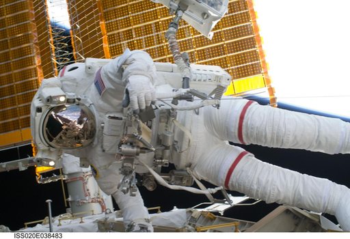 iss020e038483