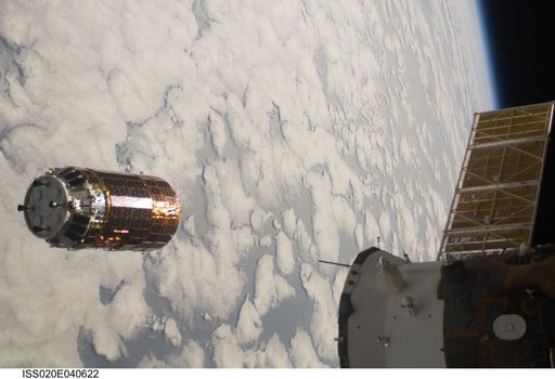 Arrival of HTV