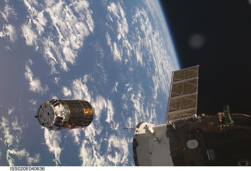 Arrival of HTV