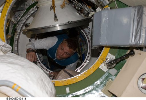 iss020e049818