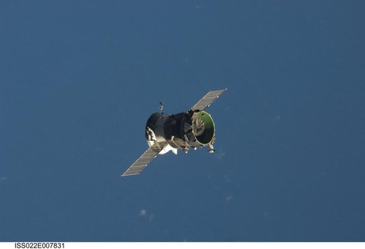 Propulsion Compartment of the Poisk MRM2 departs from the ISS