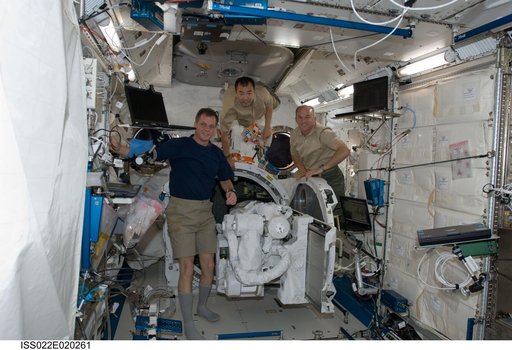 Expedition 22 Crewmembers at JEMRMS SFA in the JPM during Expedition 22