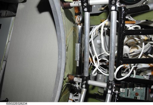 Container Biorisk MSV No. 12 in the SM during Expedition 22