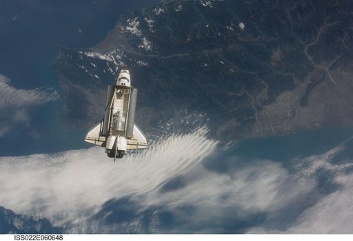 Space Shuttle Endeavour Arrival to the ISS during Expedition 22