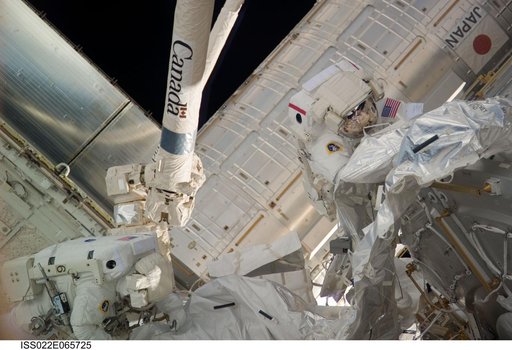 Behnken and Patrick during EVA-2