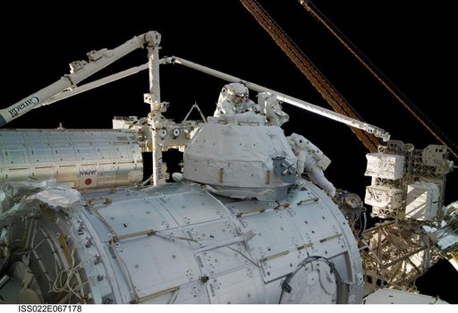 Behnken and Patrick during EVA-3