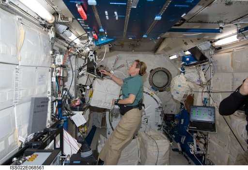 Hire uses computer in the JPM during Joint Operations
