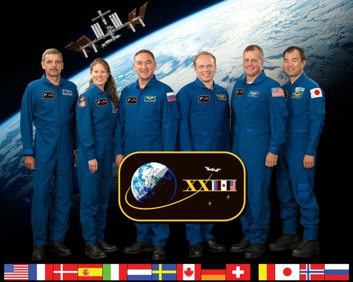 iss023-s-002b