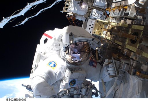 Mastracchio during EVA 1