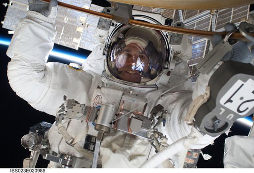 Mastracchio during EVA 1