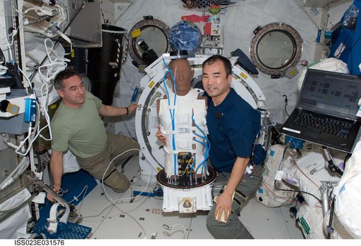 Skvortsov and Noguchi with Matroshka-2 Kibo Hardware
