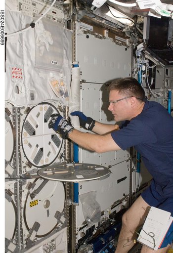 MELFI Sample Insertion