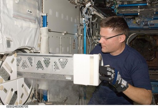 MELFI Sample Insertion
