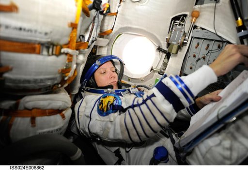Soyuz TMA-19 Relocation OPS