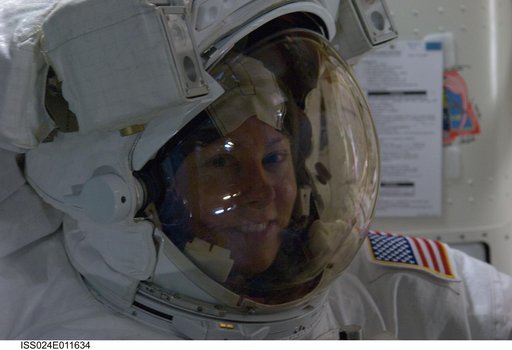 US EVA 15 EMU Cleanup