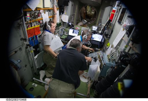Approach of the Progress M-08M/40P