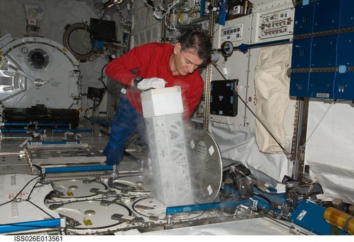 Nespoli works on the MELFI in the Kibo JPM during Expedition 26
