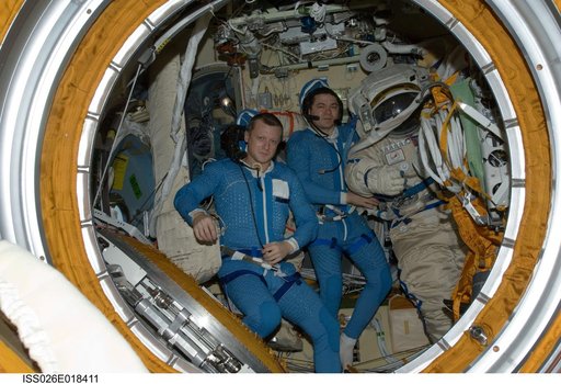 Kondratyev and Skripochka in the Pirs DC1
