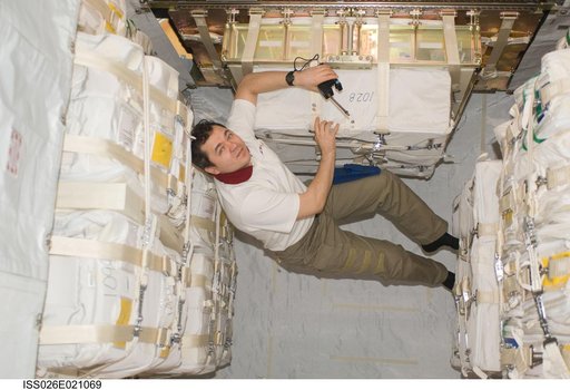 Skripochka in the Japanese Kounotori HTV-2 Transfer Vehicle