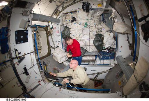 Kelly and Nespoli in the Node 2