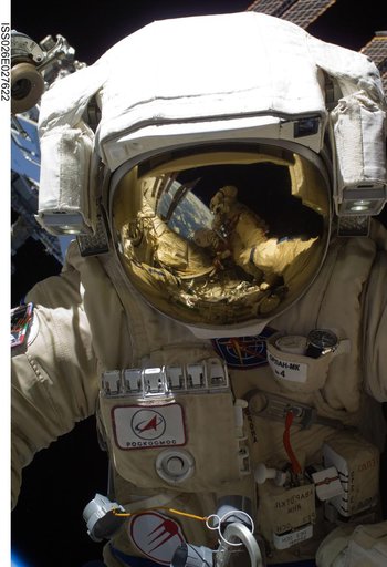 Skripochka during EVA 28