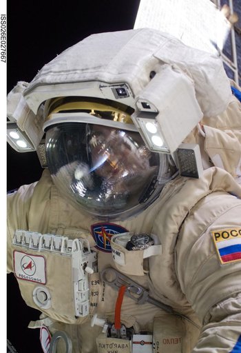 Skripochka during EVA 28