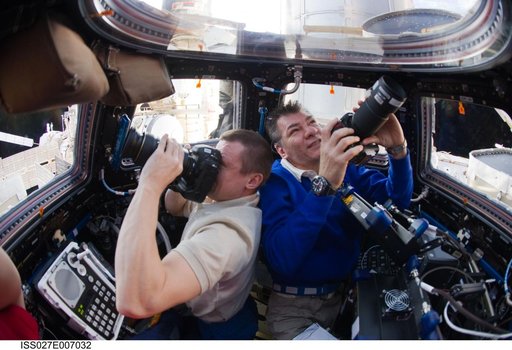 Kondratyev and Nespoli Take Earth Views in the Cupola
