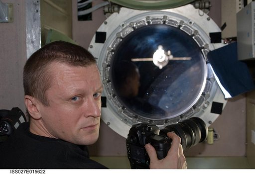 Kondratyev Photographs Departing Progress 41P Spacecraft