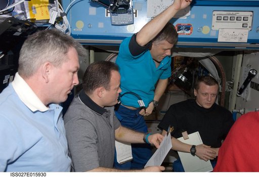 Expedition 27 Crew conducts Fire Drill OBT in the US Lab