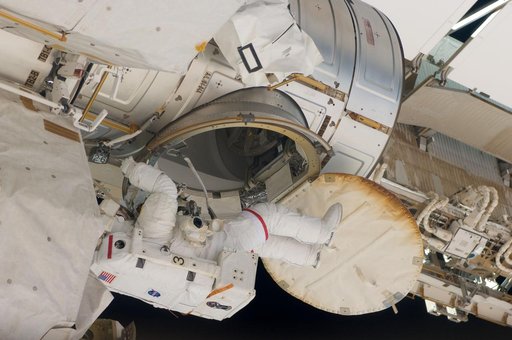 Feustel during EVA 1 Ingress