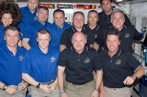 Expedition 27 and STS-134 Crewmembers Inflight Portrait
