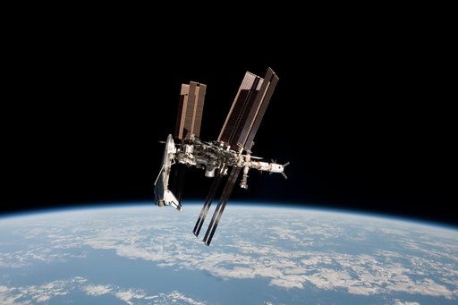 Soyuz flyaround imagery of STS-134 Endeavour docked to the ISS