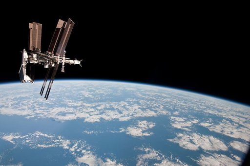 Soyuz flyaround imagery of STS-134 Endeavour docked to the ISS
