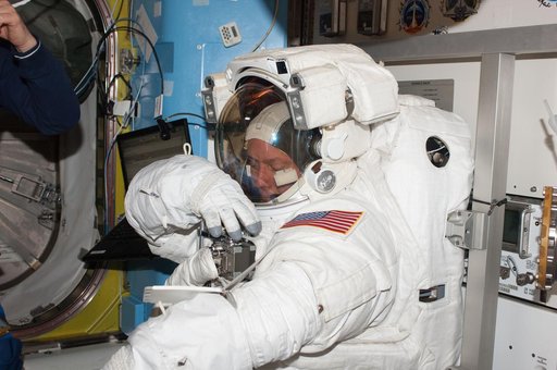 STS-134 MS Fincke prepares for EVA-3