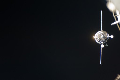 Progress M-11M/43P Approach
