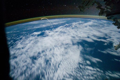 Shuttle Atlantis enters Earth's Atmosphere