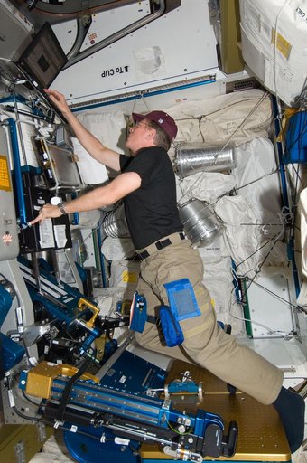 FE Fossum performs aRED In-Flight Maintenance