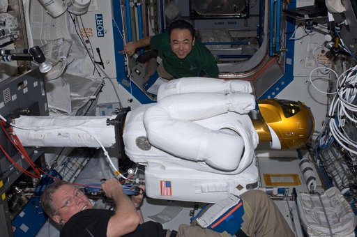 iss028e030093