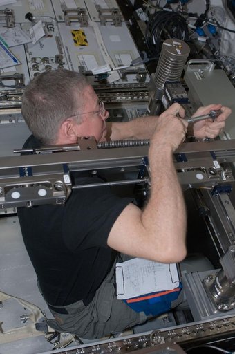iss028e034992